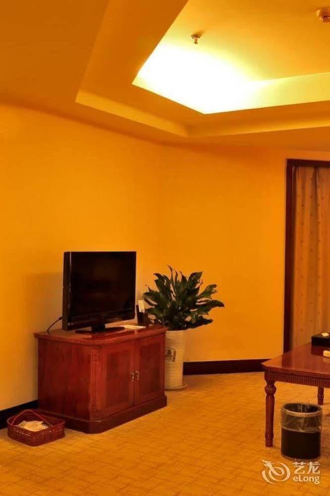 Baoding Zhong Yin Hotel Extérieur photo